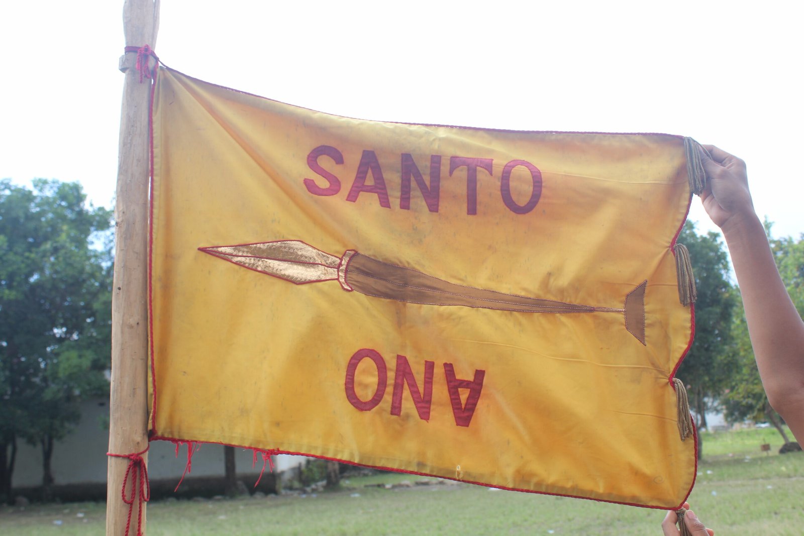 Bendera sarani katolika Rotuto, Foto Che Arino Lara 82